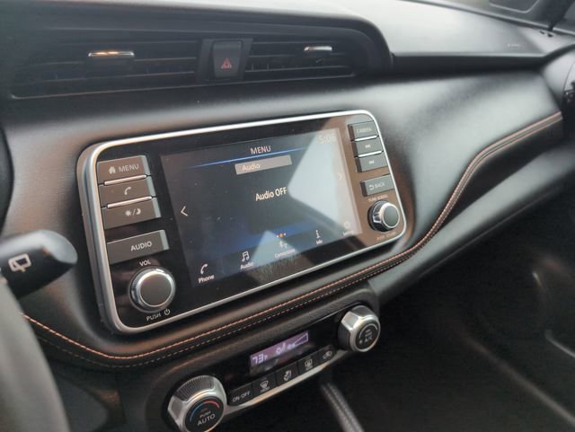 Used 2020 Nissan Kicks SR image 19