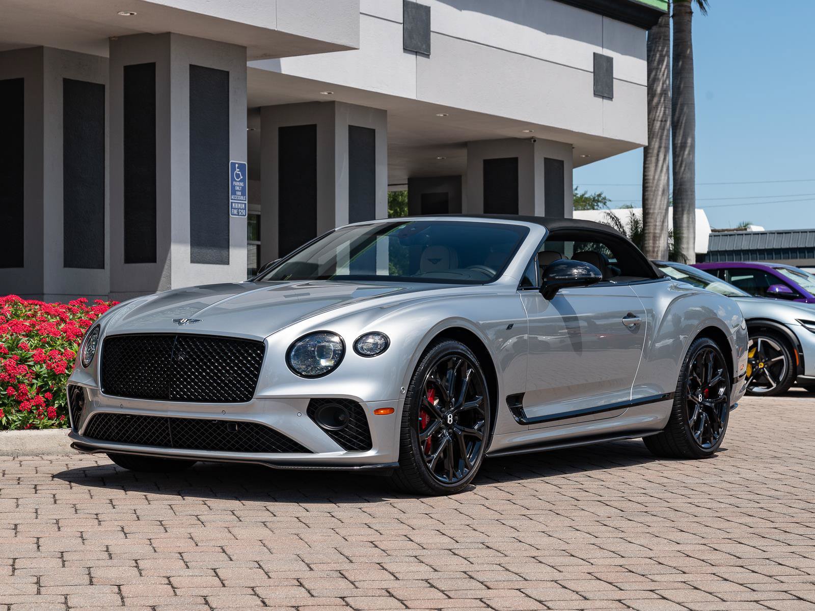 Used 2023 Bentley Continental GT Mulliner AWD/4WD image 28