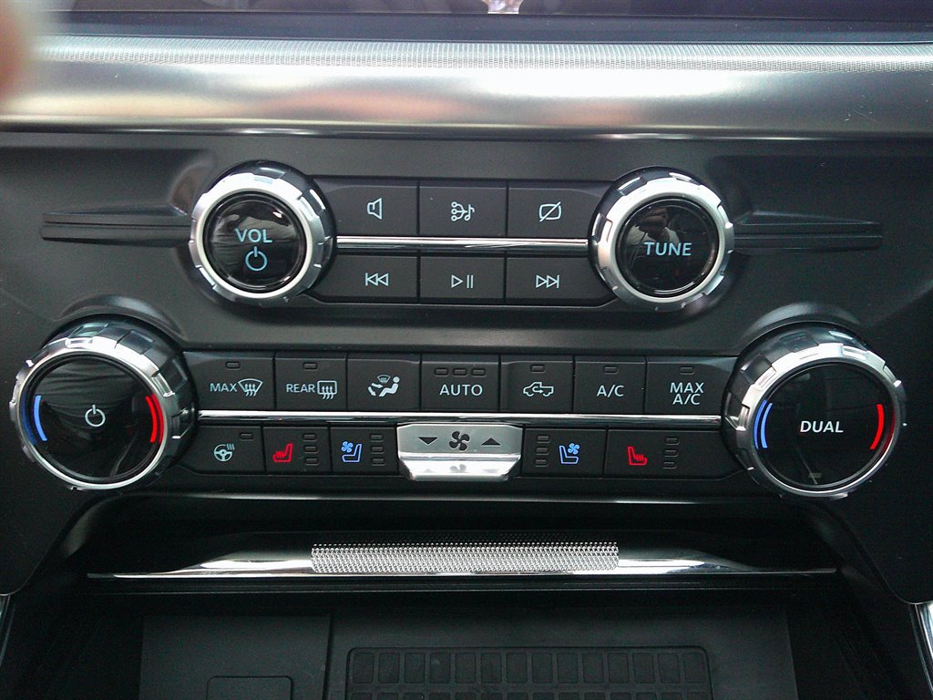 Used 2022 Ford F150 Raptor w/ Equipment Group 801A High image 49