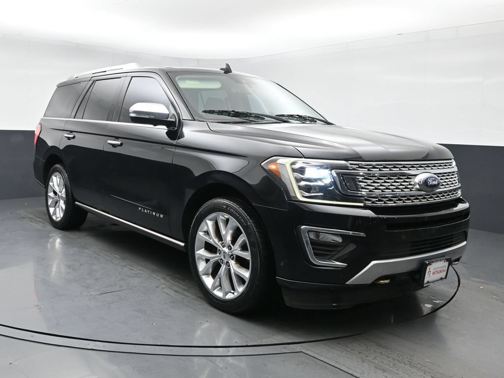 Used 2018 Ford Expedition Platinum AWD/4WD image 2