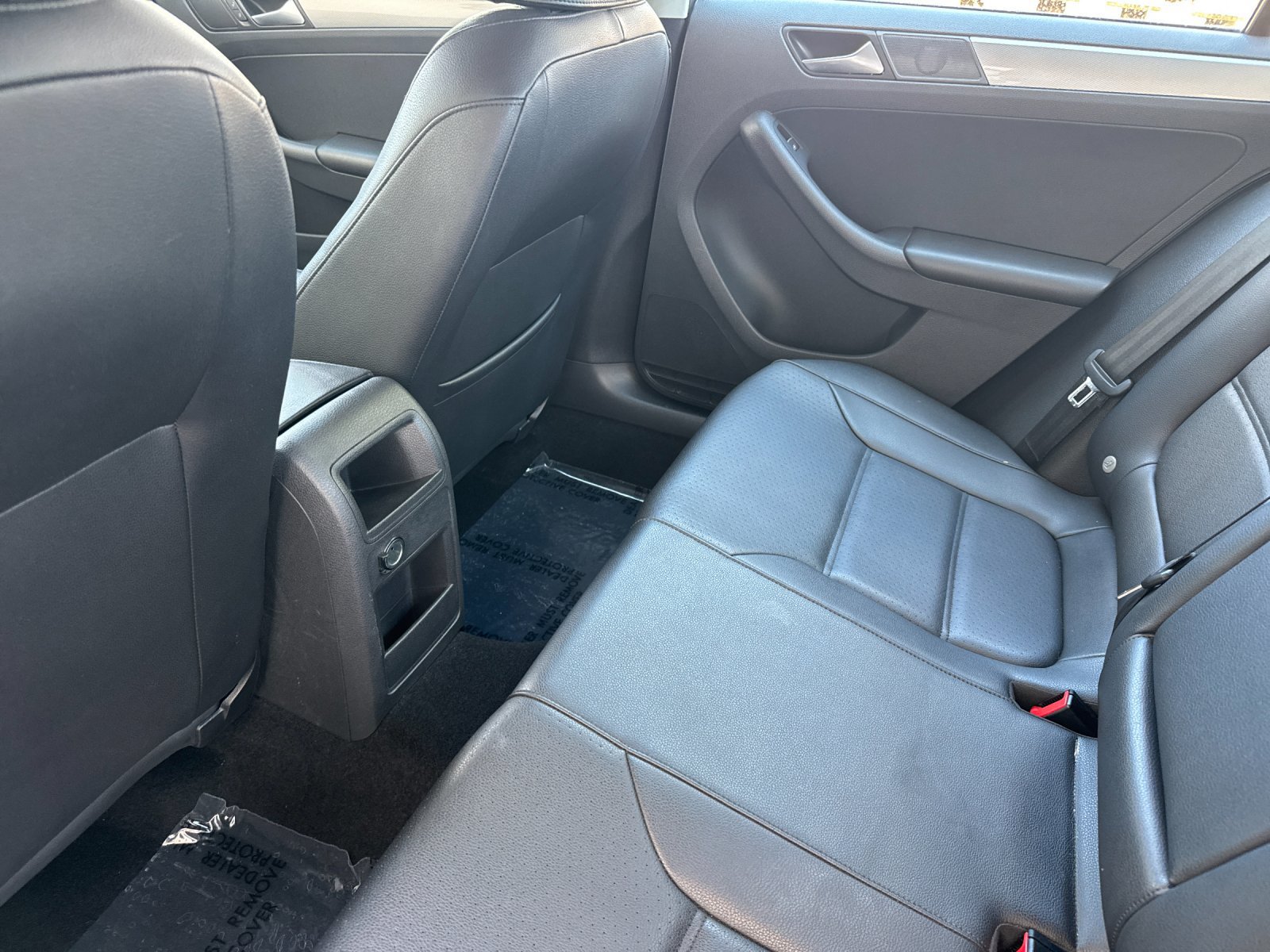 Used 2015 Volkswagen Jetta SE FWD image 12