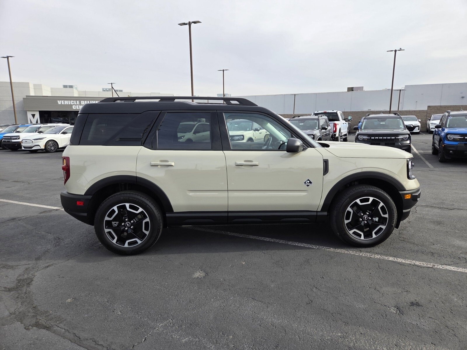 Certified 2024 Ford Bronco Sport Outer Banks w/ Tech Package image 7