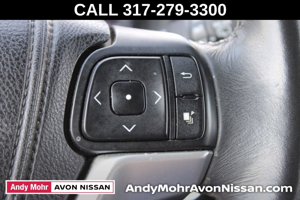 Used 2014 Toyota Highlander XLE FWD image 34