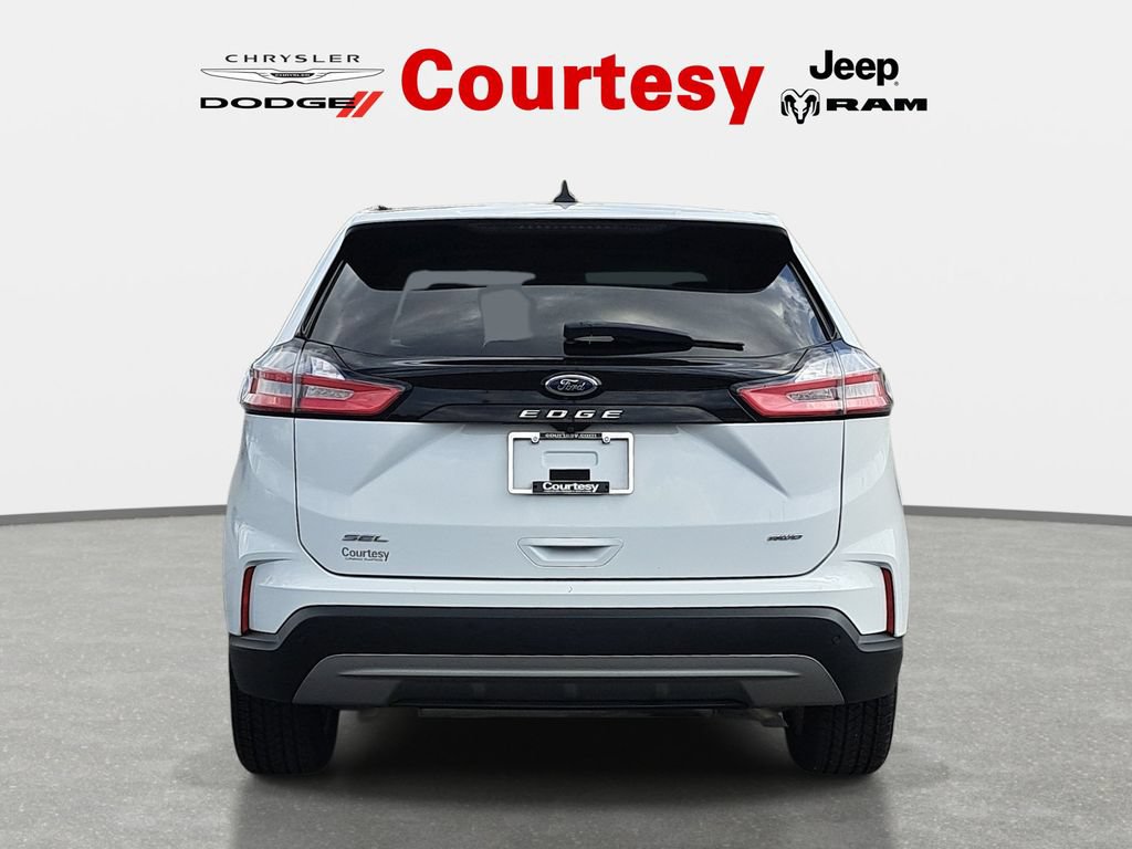 Used 2022 Ford Edge SEL w/ Convenience Package AWD/4WD image 5