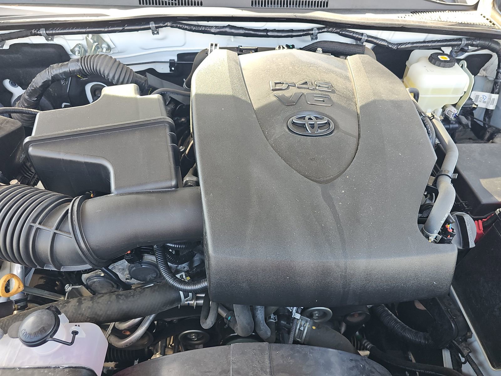 Used 2023 Toyota Tacoma TRD Off-Road w/ TRD Premium Off Road Package image 22