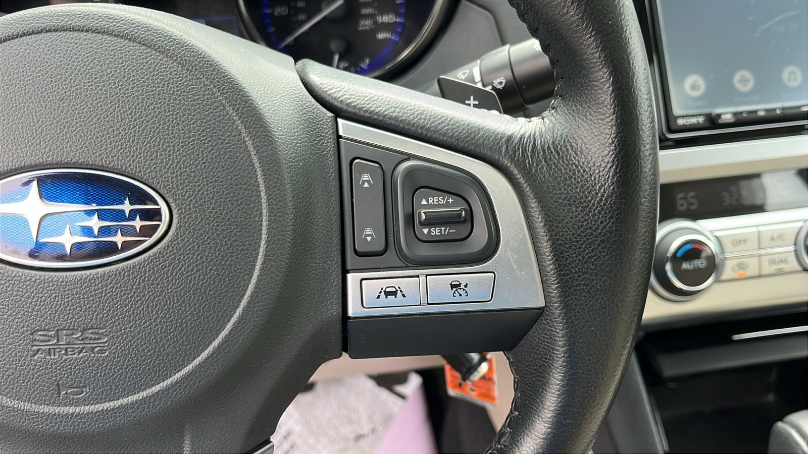 Used 2016 Subaru Legacy 2.5i Premium AWD/4WD image 15