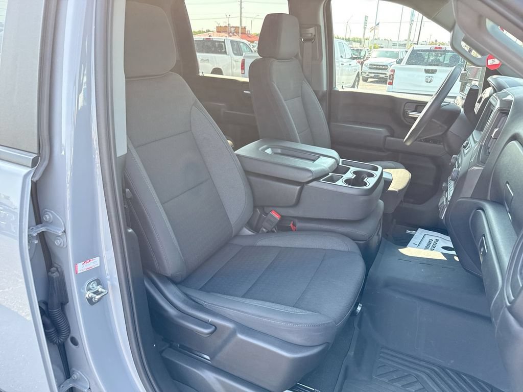 Used 2025 Chevrolet Silverado 2500 Custom w/ Custom Value Package AWD/4WD image 25