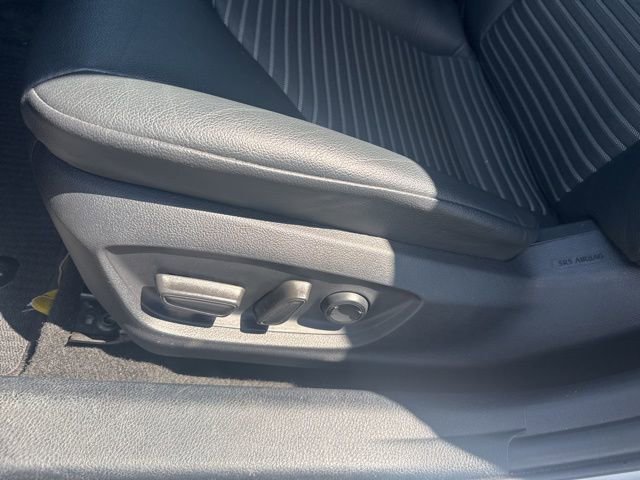 Used 2021 Toyota Camry SE image 16