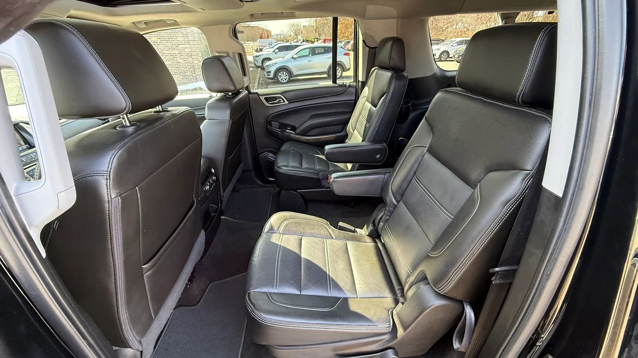 Used 2018 GMC Yukon XL Denali w/ Denali Ultimate Package image 28