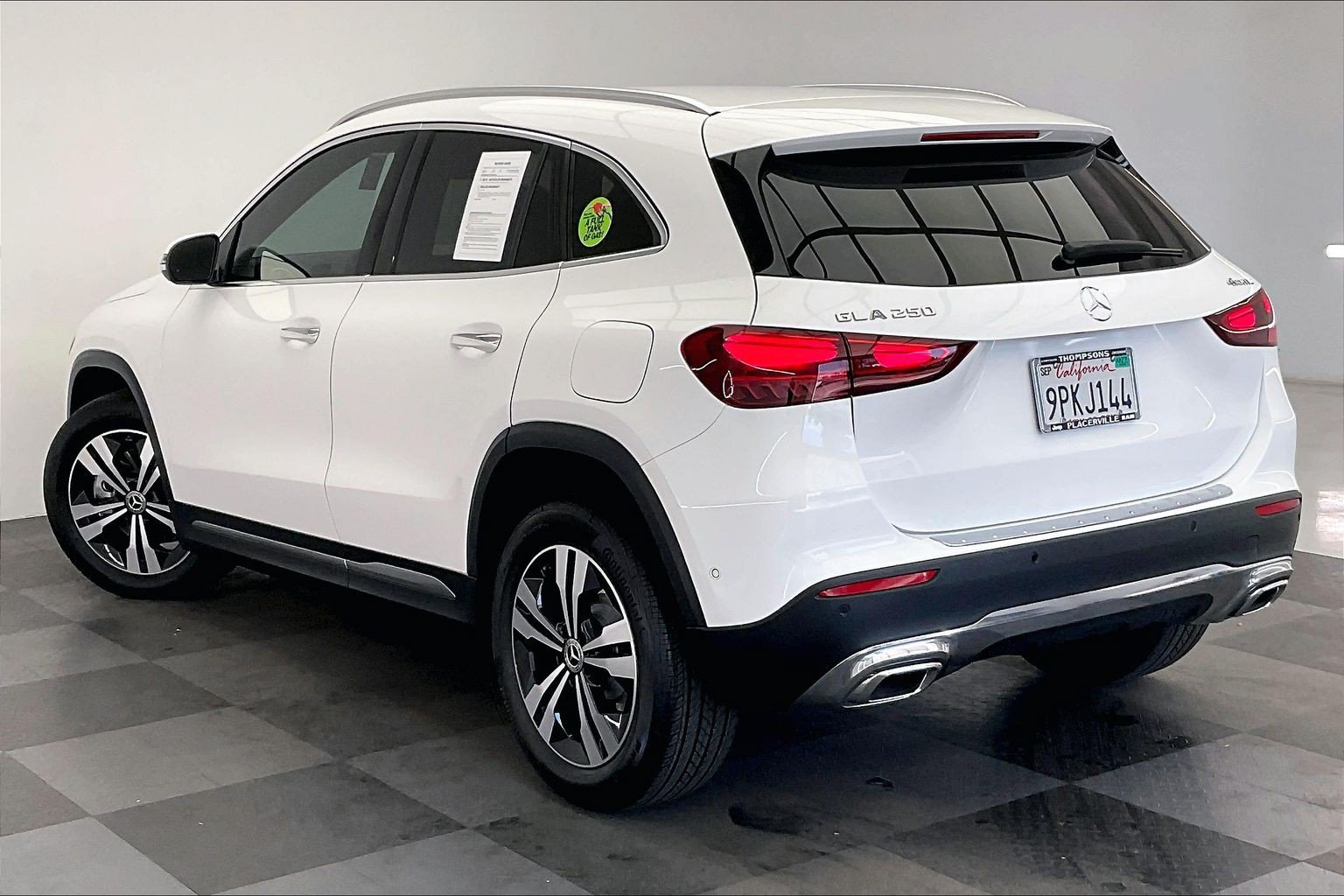 Used 2024 Mercedes-Benz GLA 250 4MATIC image 10