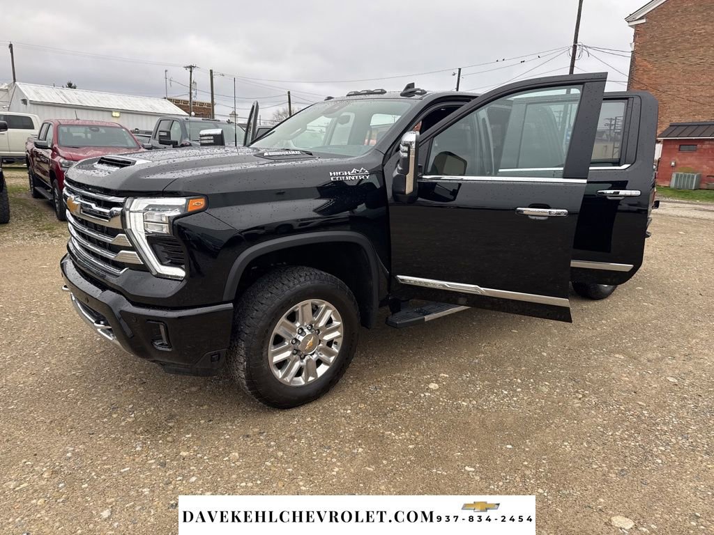 Used 2025 Chevrolet Silverado 2500 High Country w/ High Country Premium Package image 28