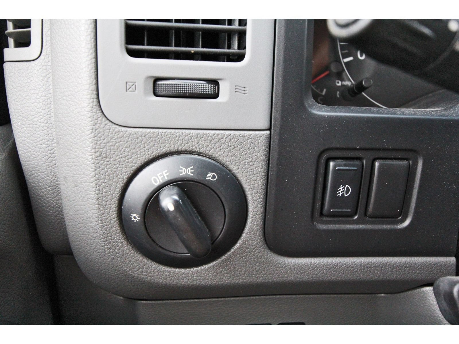 Used 2016 Nissan NV 3500 SL RWD image 19