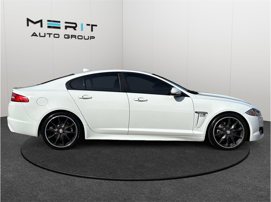 Used 2015 Jaguar XF Sport image 10