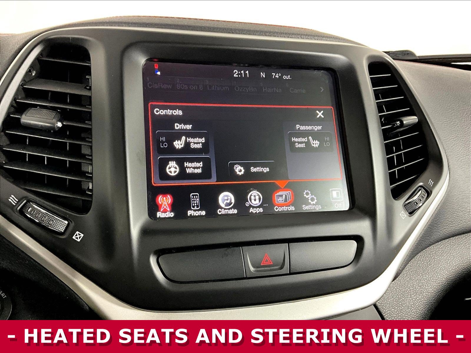 Used 2017 Jeep Cherokee Trailhawk w/ Cold Weather Group AWD/4WD image 38