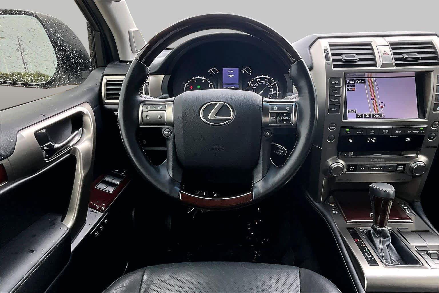 Used 2017 Lexus GX 460 Premium AWD/4WD image 6