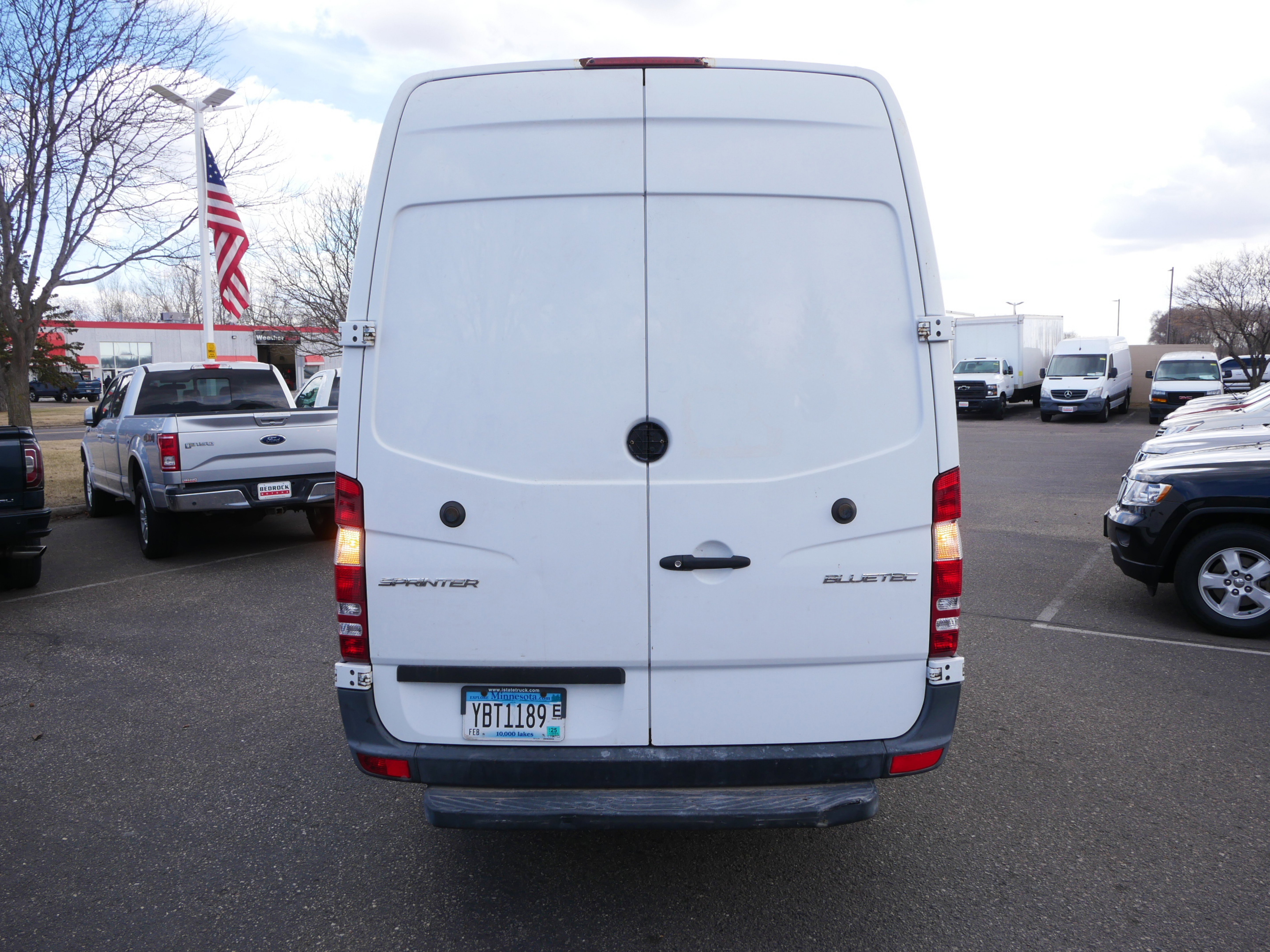 Used 2015 Freightliner Sprinter 3500 image 7