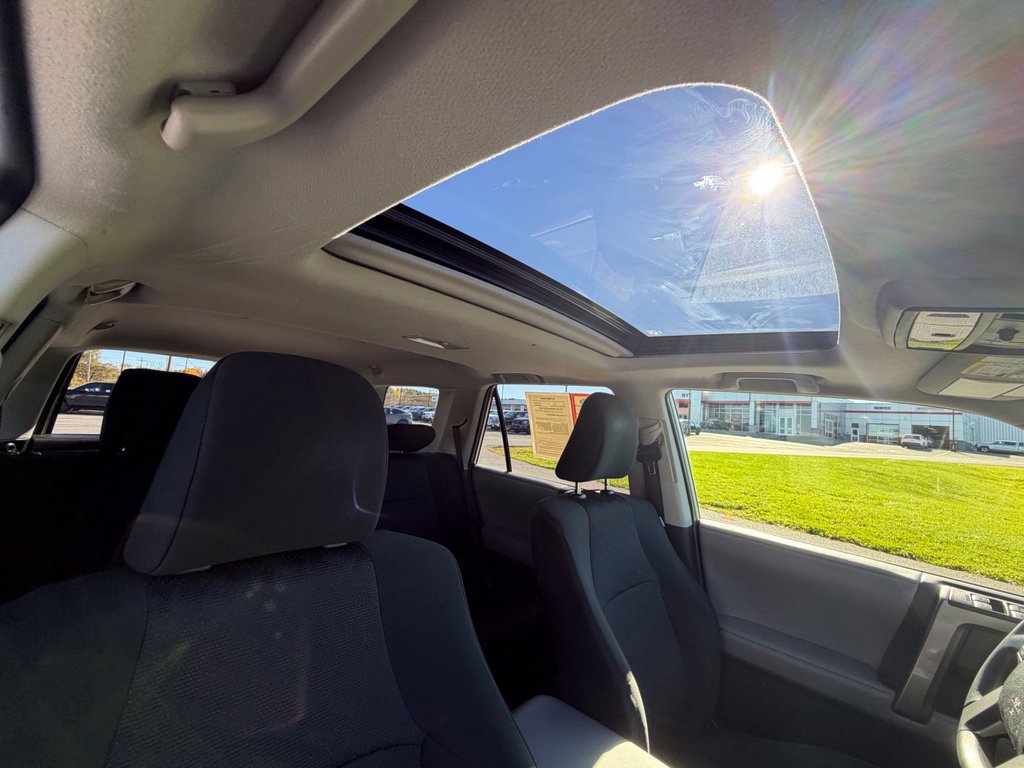 Used 2013 Toyota 4Runner Trail AWD/4WD image 37