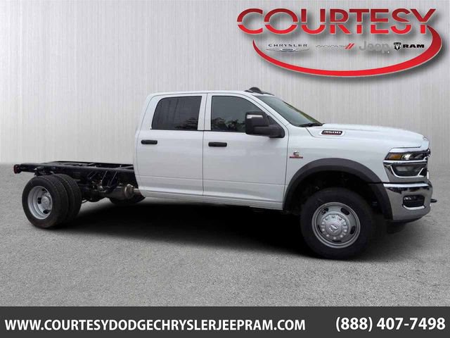 New 2026 RAM 4500 Tradesman w/ Chrome Appearance Group