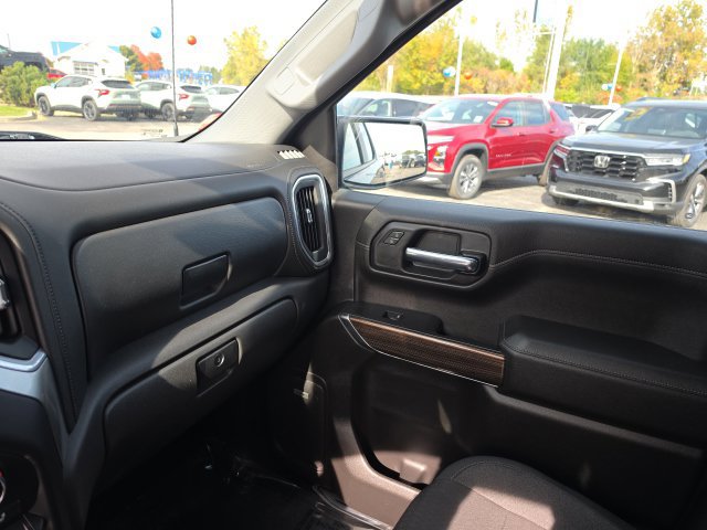 Used 2020 Chevrolet Silverado 1500 RST AWD/4WD image 11
