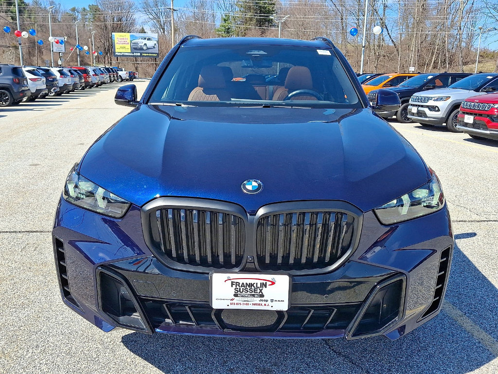 Used 2024 BMW X5 xDrive40i w/ M Sport Package image 29