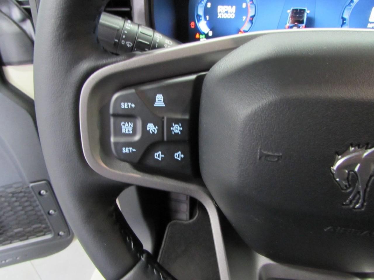 New 2025 Ford Bronco Badlands image 15