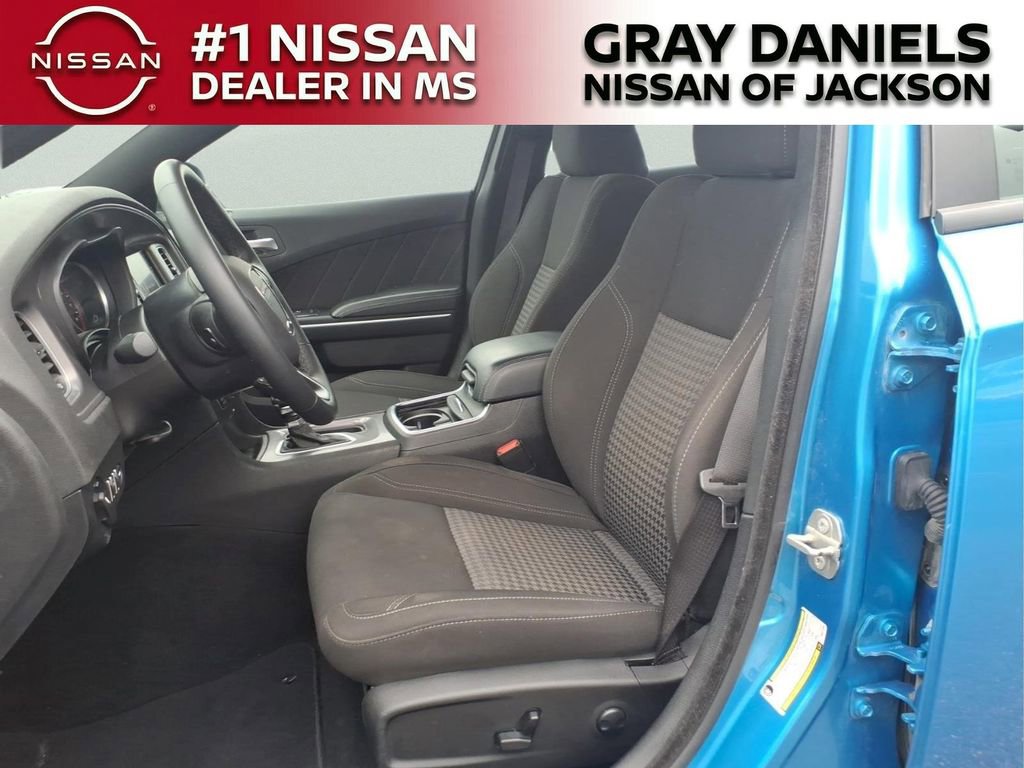 Used 2023 Dodge Charger SXT RWD image 23