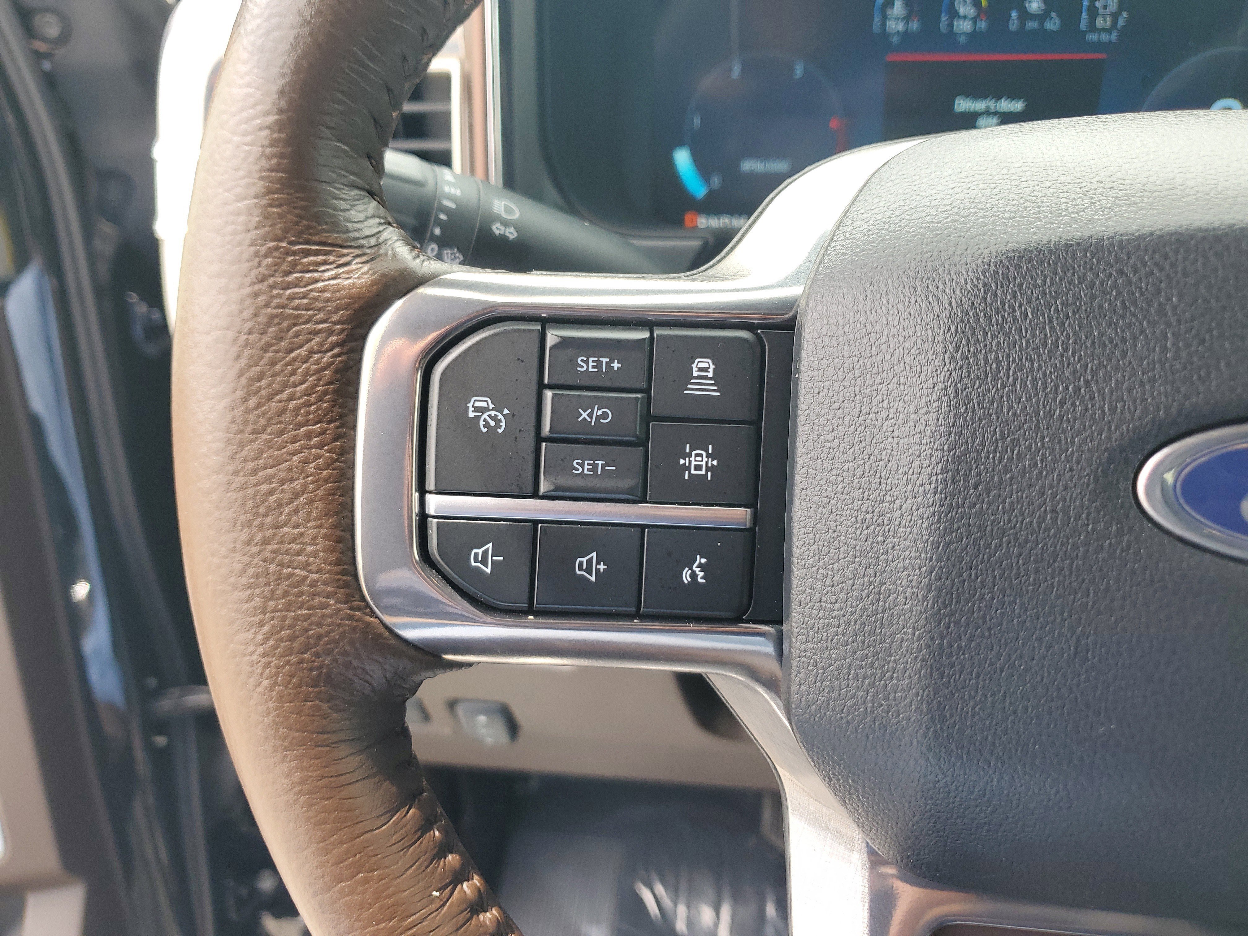 Used 2025 Ford F450 King Ranch w/ Chrome Package AWD/4WD image 21