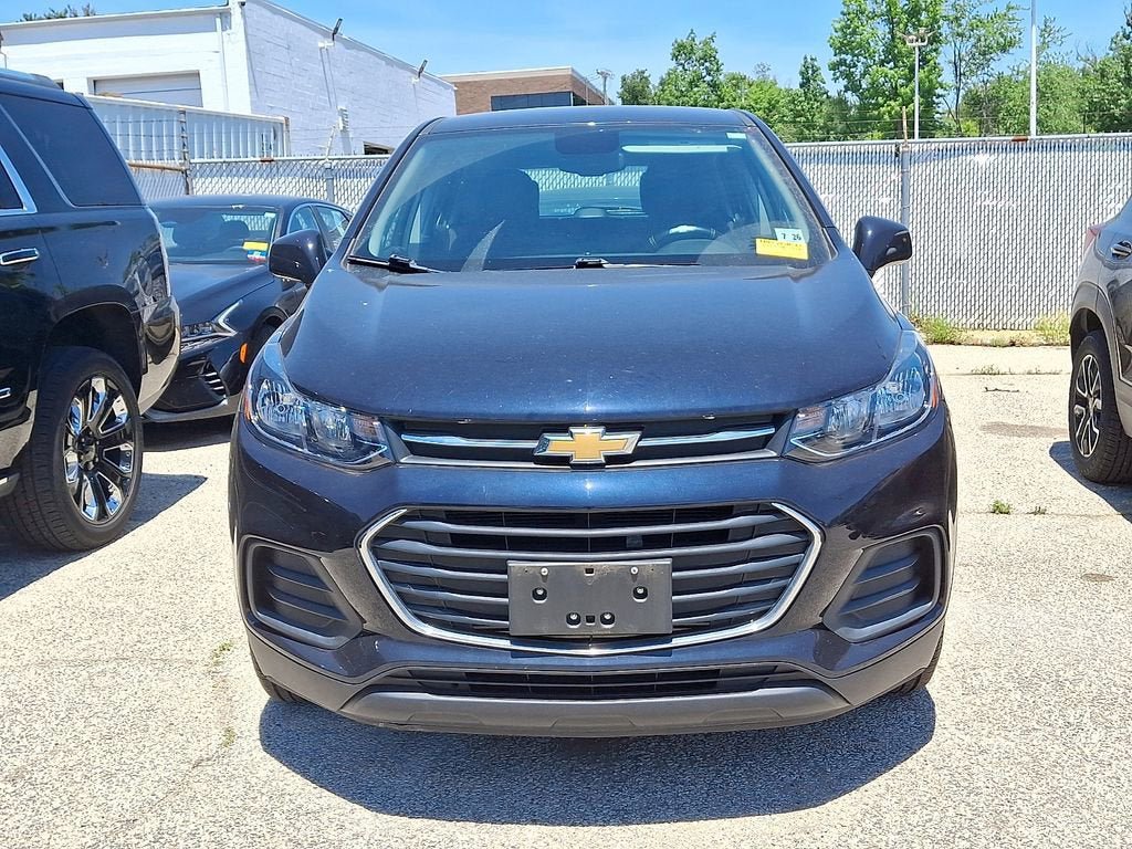 Used 2021 Chevrolet Trax LS AWD/4WD image 4