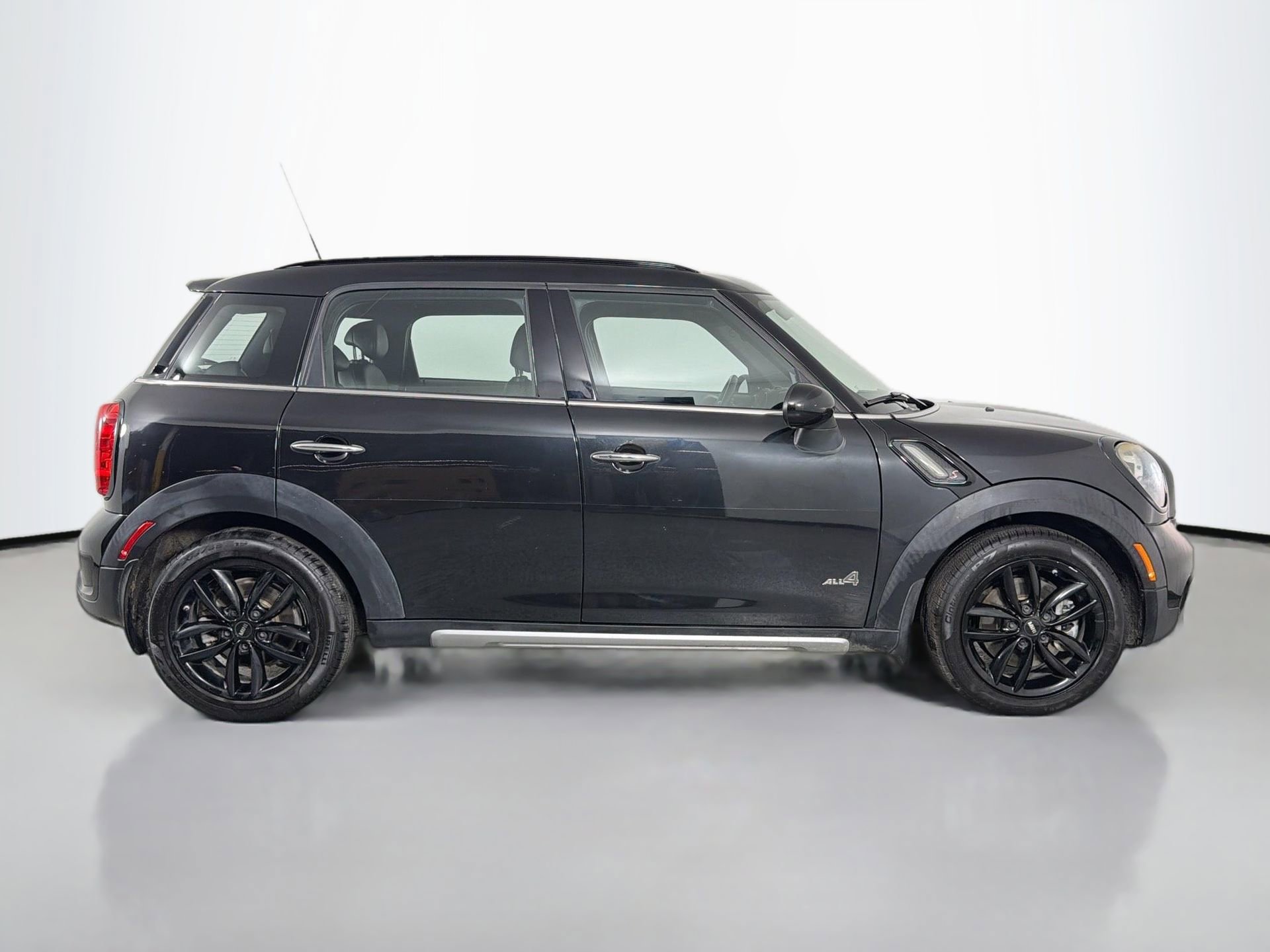 Used 2015 MINI Cooper Countryman S image 5