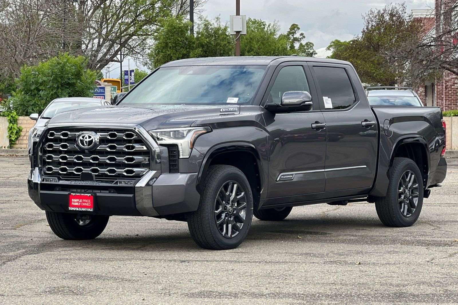 New 2025 Toyota Tundra Platinum video 2