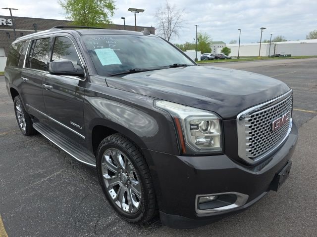 Used 2015 GMC Yukon XL Denali w/ Open Road Package AWD/4WD image 8