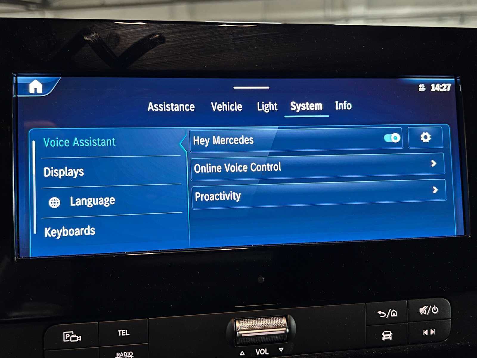 Used 2025 Mercedes-Benz Sprinter 2500 image 33