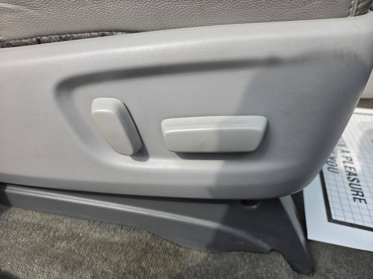 Used 2015 Toyota Sienna XLE FWD image 33