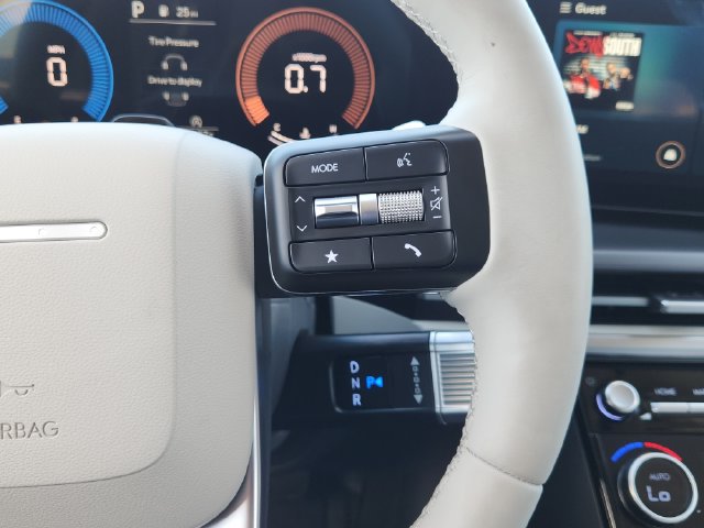 New 2027 Hyundai Santa Fe SEL FWD image 30