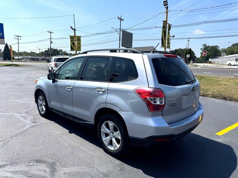 Used 2015 Subaru Forester 2.5i Premium w/ All-Weather Package image 7