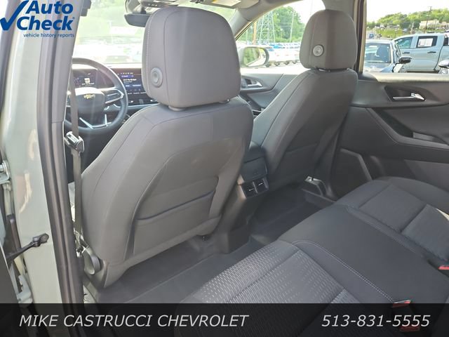 Used 2025 Chevrolet Equinox LT w/ Safety and Technology Package FWD image 16