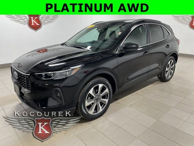 Used 2024 Ford Escape Platinum image 3