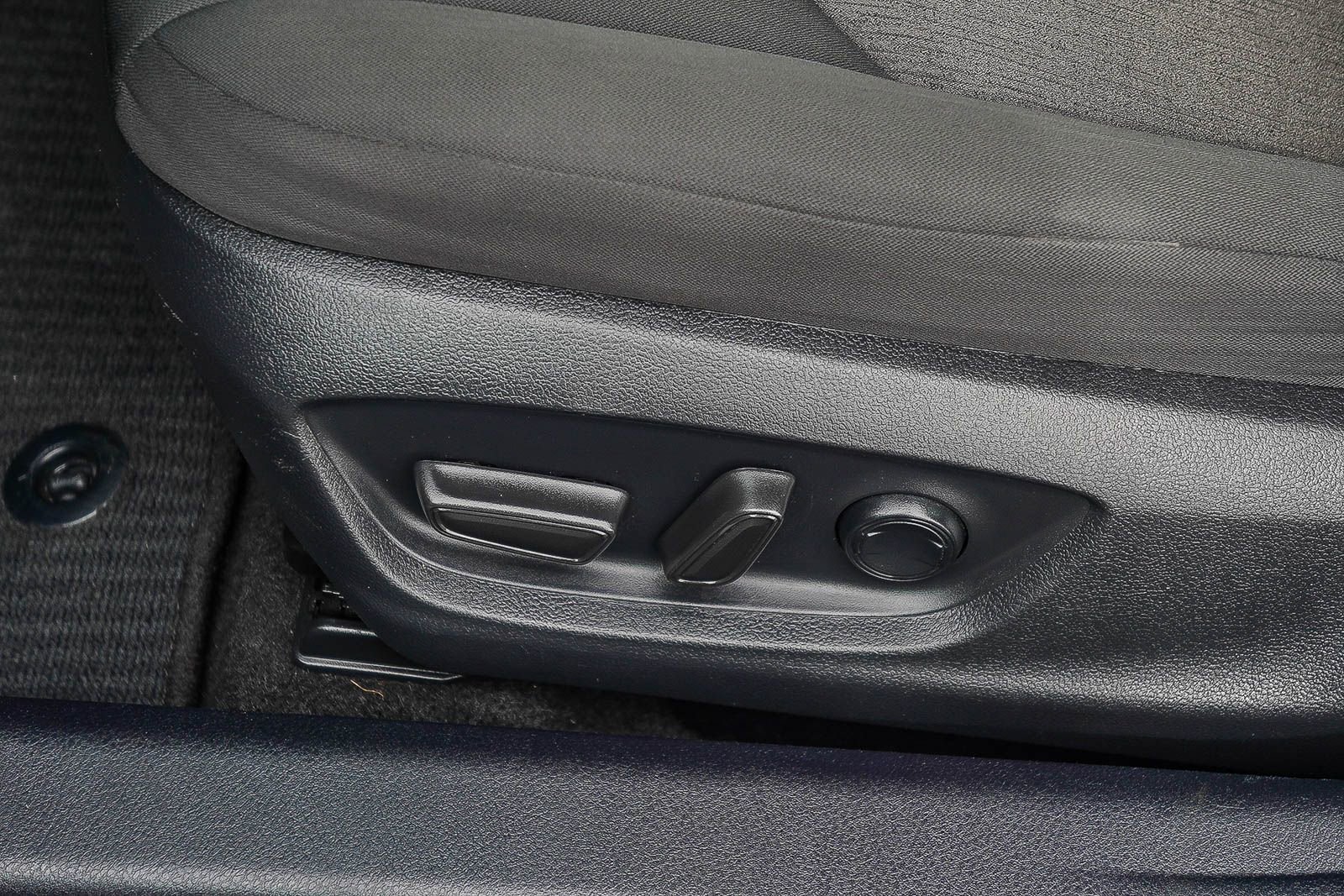 Used 2023 Toyota Camry LE w/ Protection Package (Q2) (TMS) image 28