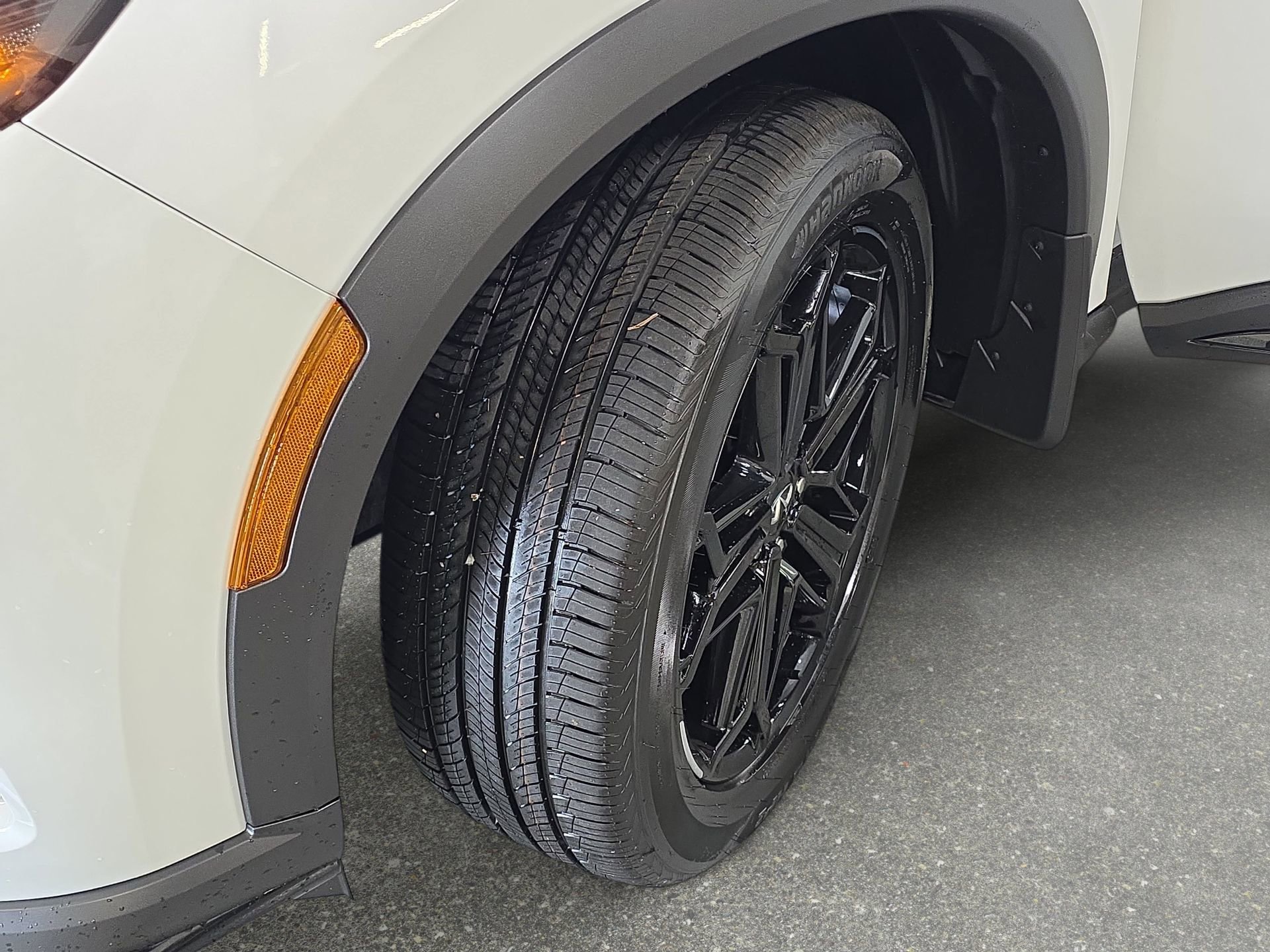 New 2026 INFINITI QX60 Sport w/ Dark Cargo Package image 31