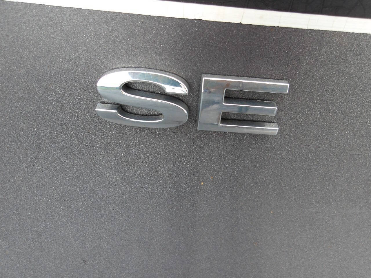 Used 2014 Ford Fiesta SE FWD image 48