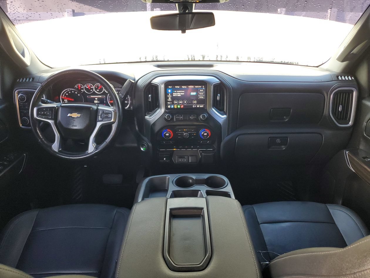 Used 2021 Chevrolet Silverado 1500 LT w/ Convenience Package II AWD/4WD image 13