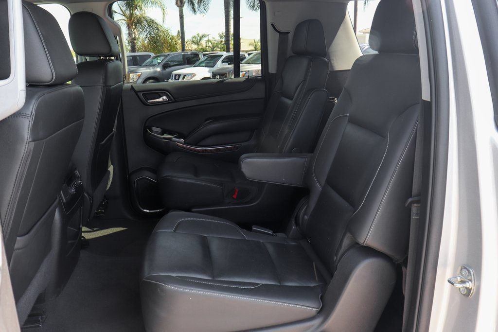 Used 2020 Chevrolet Suburban Premier RWD image 40