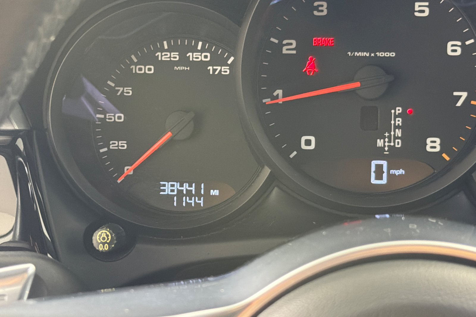 Used 2020 Porsche Macan AWD/4WD image 25