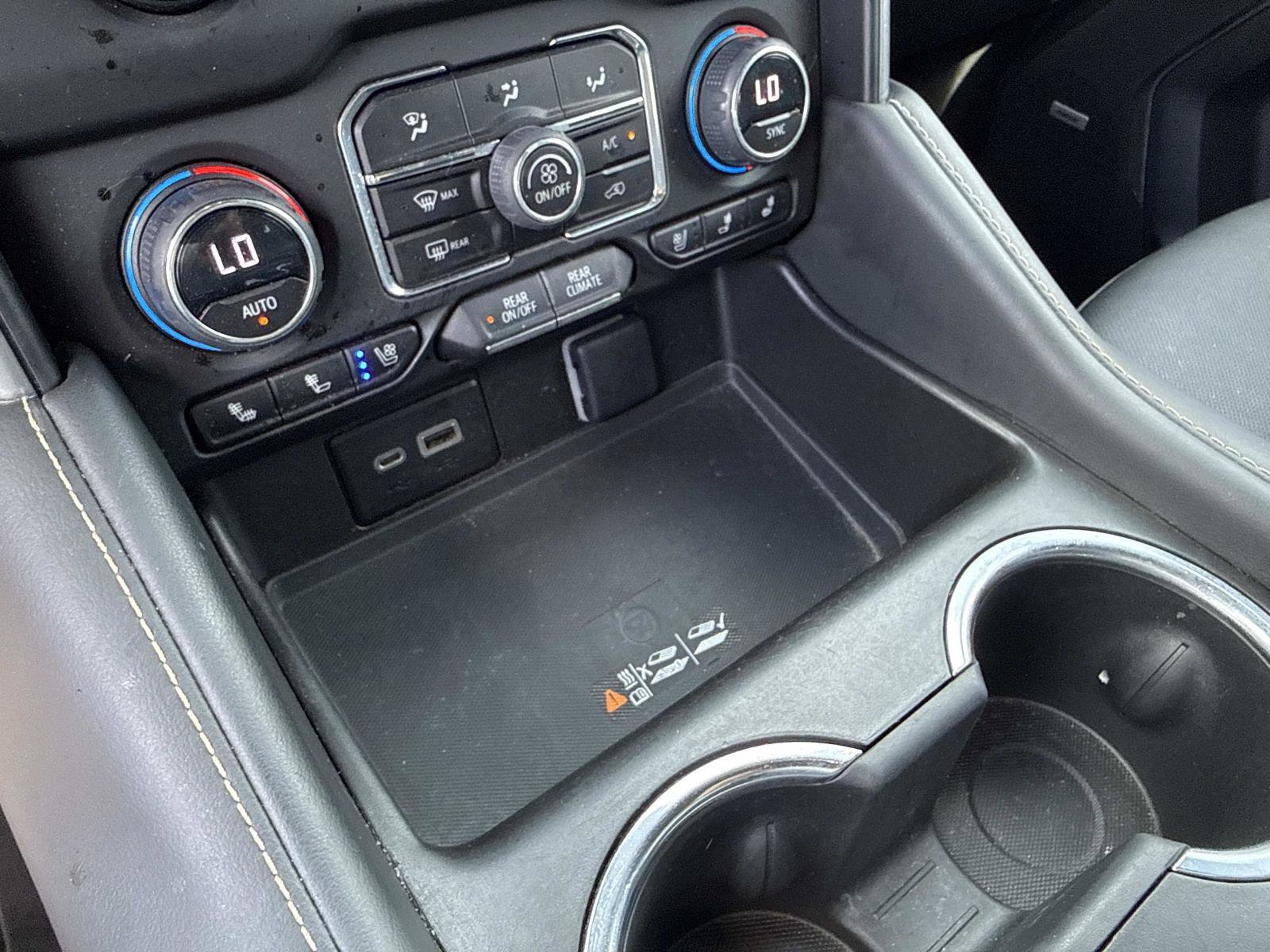 Used 2023 Chevrolet Tahoe Premier AWD/4WD image 27