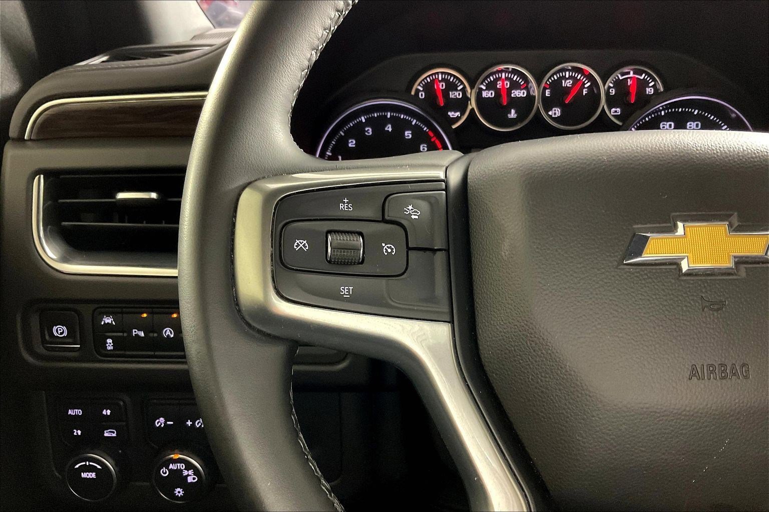 Used 2023 Chevrolet Suburban LS image 12