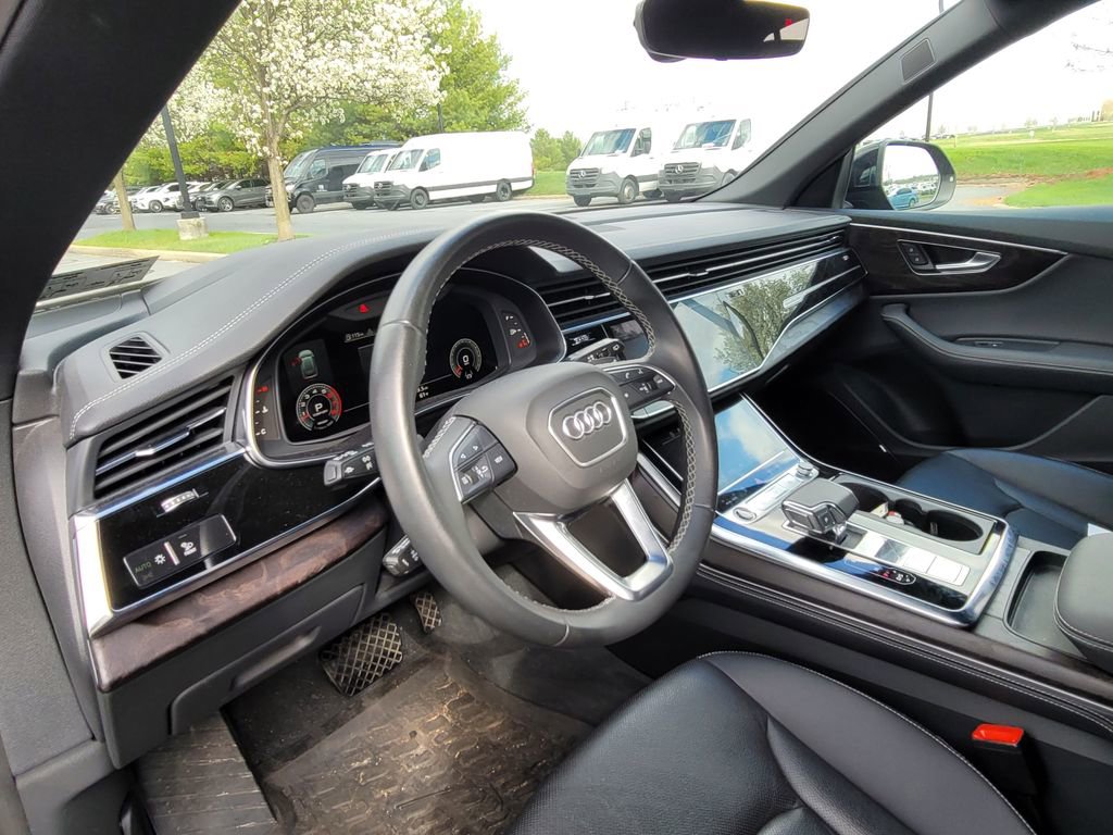 Used 2023 Audi Q8 Prestige w/ Prestige Package AWD/4WD image 15