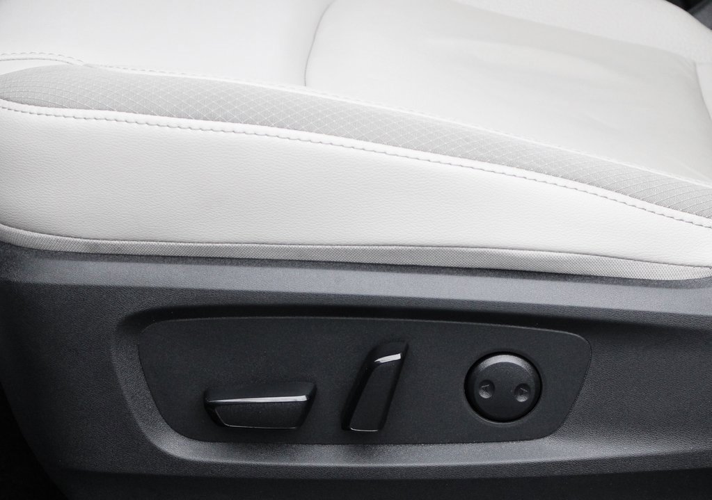 Certified 2024 Nissan Pathfinder SL image 24