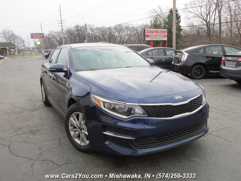 Used 2018 Kia Optima LX FWD image 1