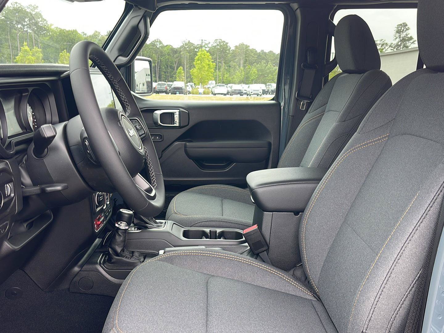 New 2026 Jeep Gladiator Sport AWD/4WD image 14