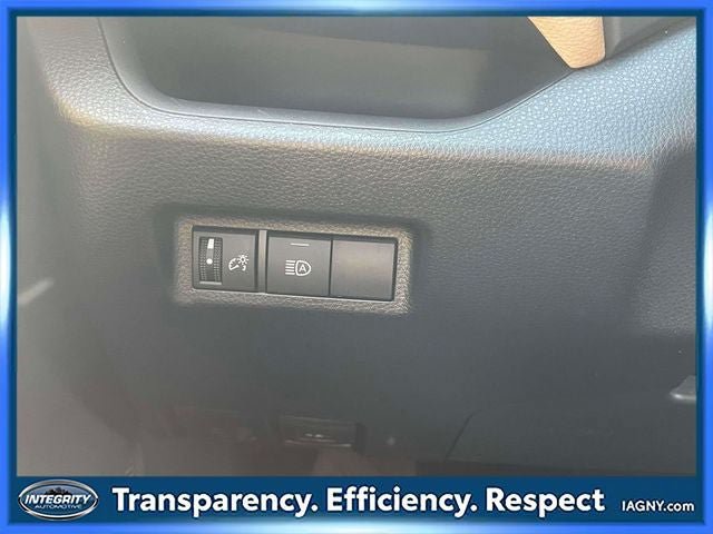 Used 2020 Toyota RAV4 XLE w/ All Weather Liner Package AWD/4WD image 22